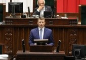 Min. Warchoł: Zmienione zostaną przepisy dotyczące obrazy uczuć religijnych