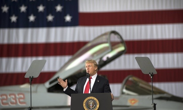 Trump: Niebawem polecimy na Marsa