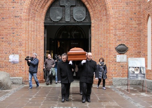 W bazylice pożegnano arcybiskupa