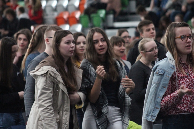 Wykąpni w "strumieniach wody żywej"