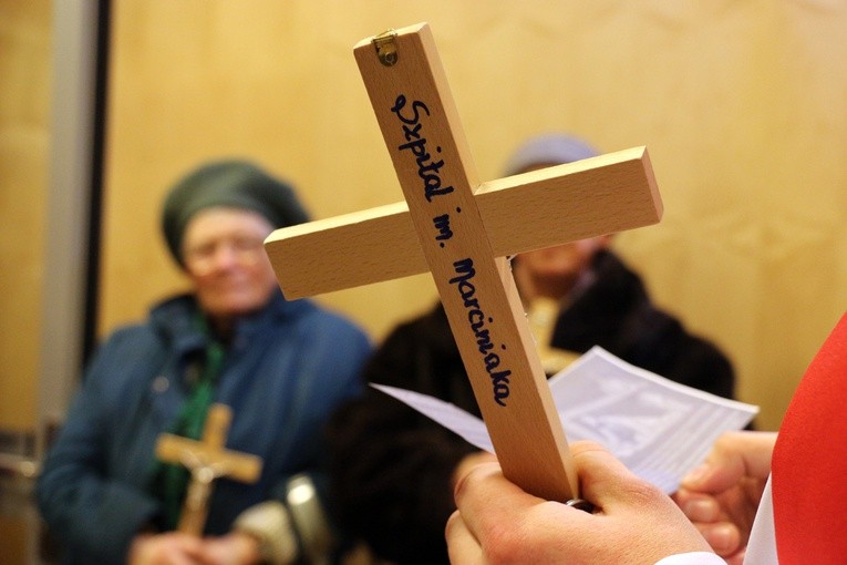 Poświęcenie krzyży w Szpitalu im. T. Marciniaka