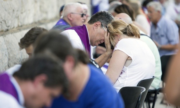 Każdy doświadcza trudności ze spowiedzią