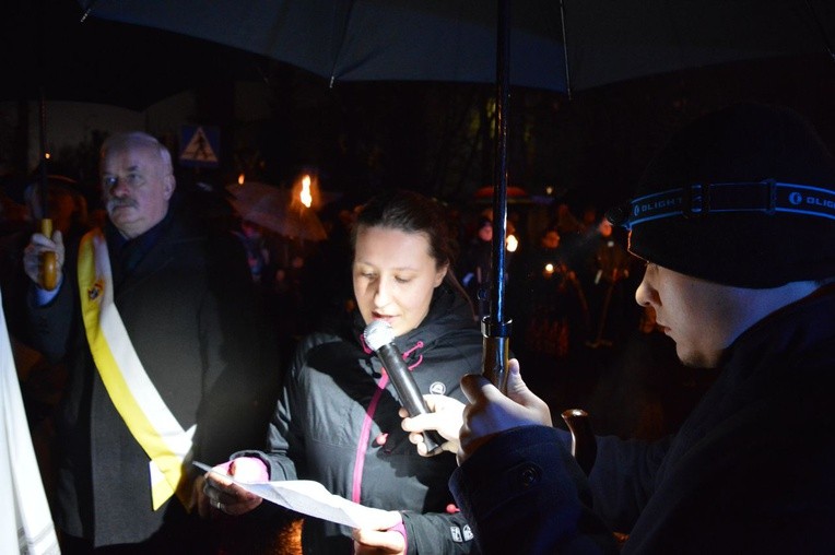 Jezus szedł przez miasto