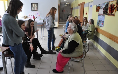 Z br. Maciejem w mieleckim Domu Pomocy Społecznej