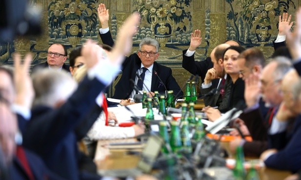 Sejmowa komisja rozpoczęła prace nad obywatelskim projektem "Zatrzymaj aborcję"