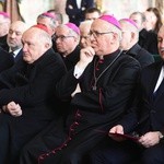 Odsłonięcie herbu abp. Józefa Górzyńskiego