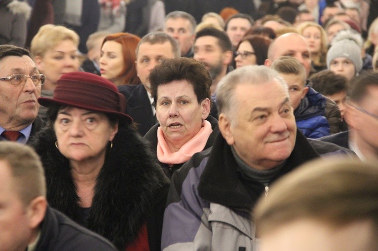 Bierzmowanie w Wielogłowach