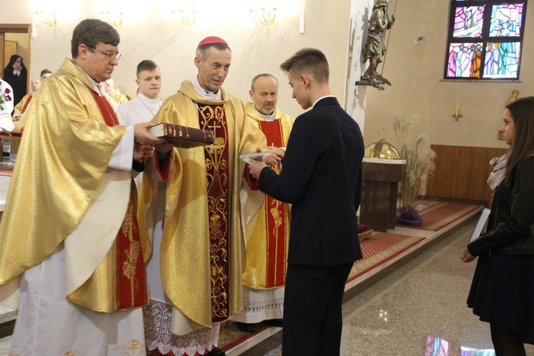 Bierzmowanie w Wielogłowach