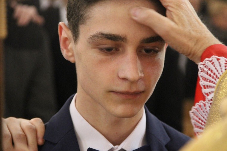 Bierzmowanie w Wielogłowach