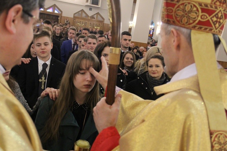 Bierzmowanie w Wielogłowach