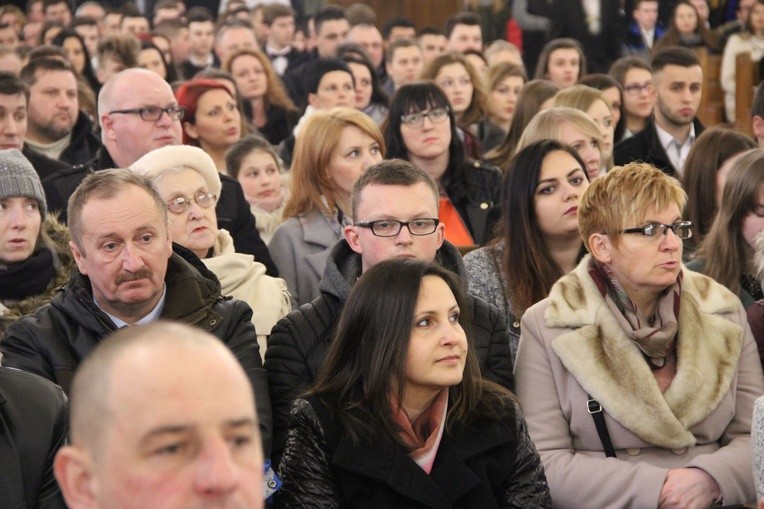 Bierzmowanie w Wielogłowach