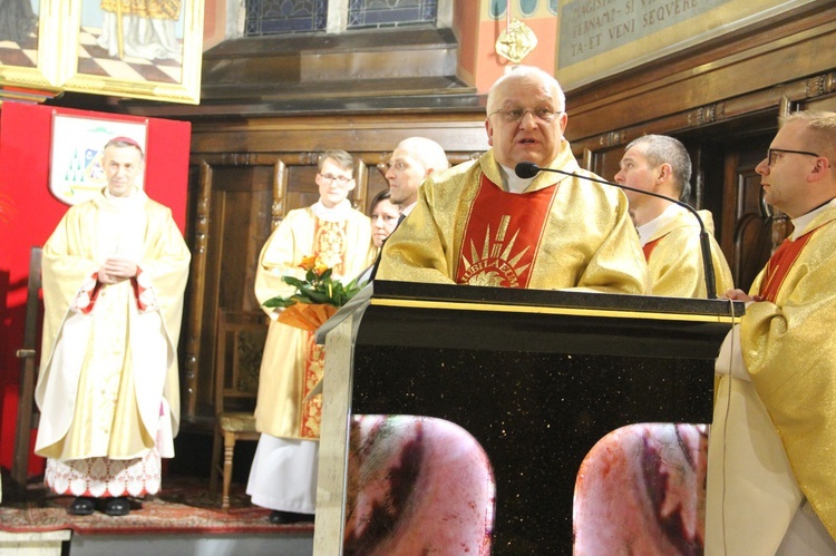 Bierzmowanie w kościele św. Kazimierza w Nowym Sączu