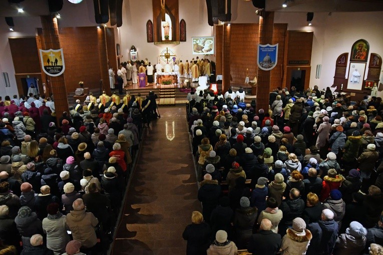 Zawierzenie diecezji i synodu św. Józefowi