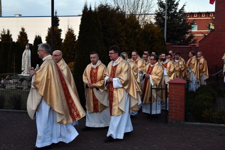 Zawierzenie diecezji i synodu św. Józefowi
