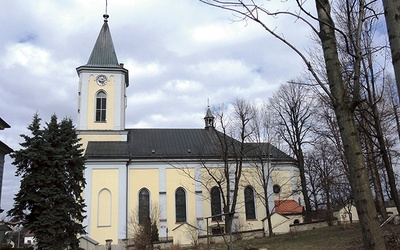▲	130-letni kościół.
