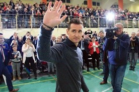 Najsłynniejszy Ślązak – Miroslav Klose w Chrząstowicach.