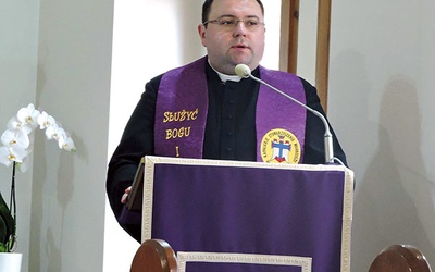 Rekolekcje wygłosił ks. Mateusz Kubusiak ze strzegomskiej parafii.