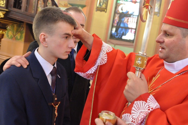 Bierzmowanie w Otfinowie