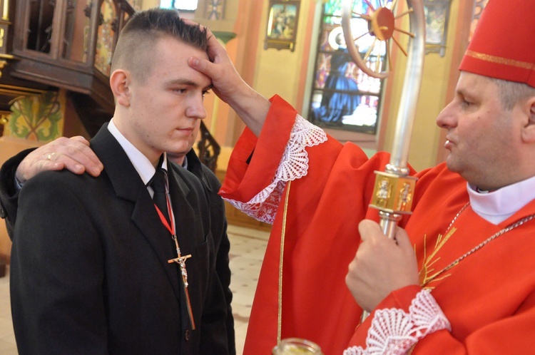 Bierzmowanie w Otfinowie