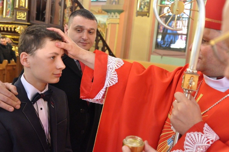 Bierzmowanie w Otfinowie