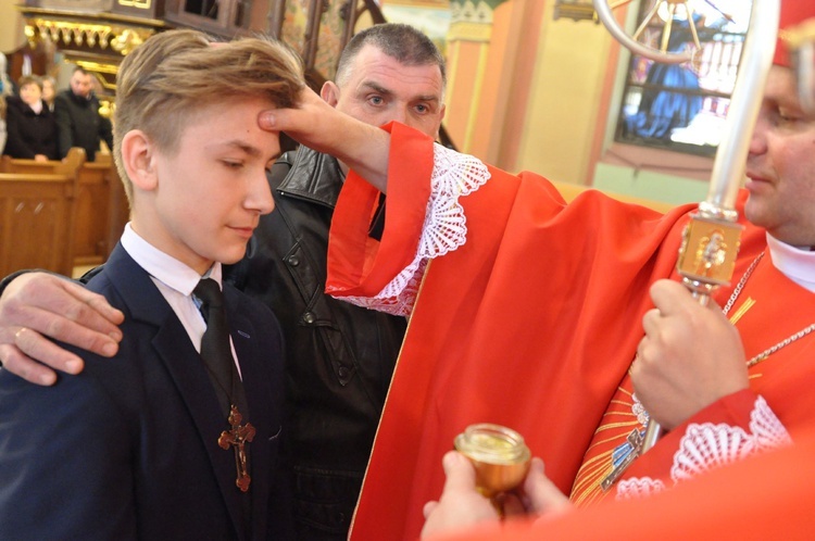 Bierzmowanie w Otfinowie