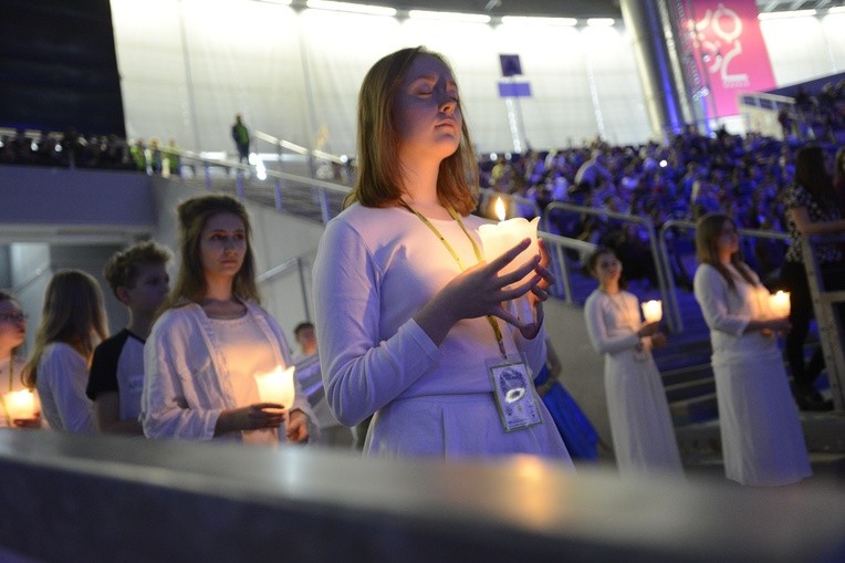 Arena Młodych w Łodzi. 7 tys. młodych i abp Ryś