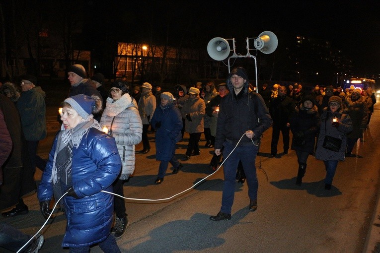 Droga Krzyżowa ulicami Psiego Pola