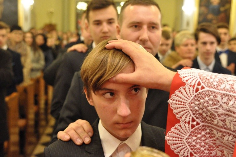 Bierzmowanie w Żabnie