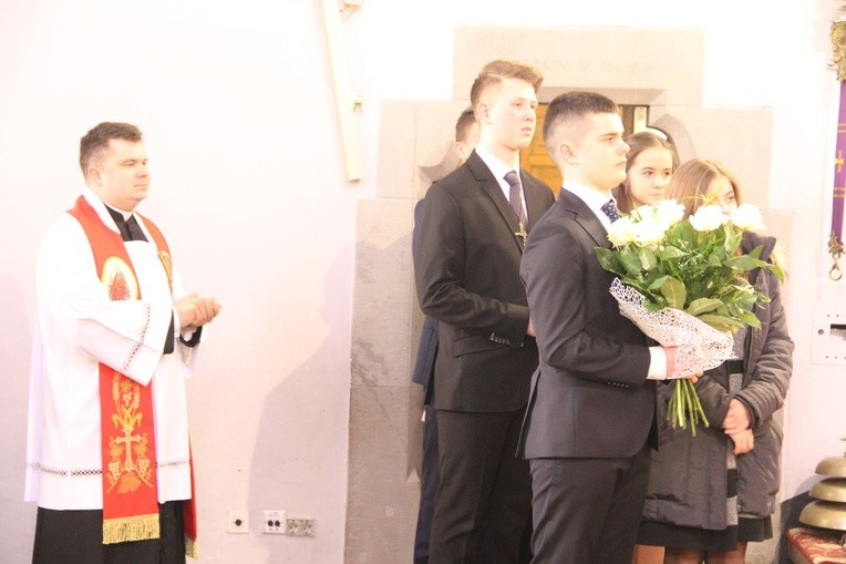 Bierzmowanie w nowosądeckiej bazylice, cz. I