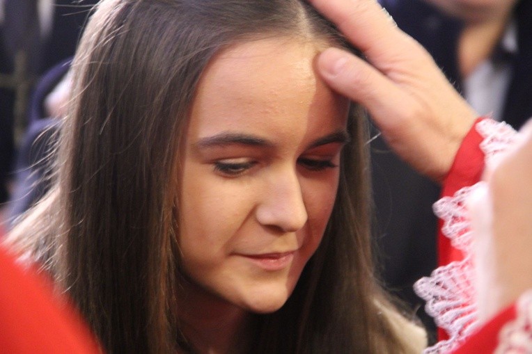 Bierzmowanie w nowosądeckiej bazylice, cz. I