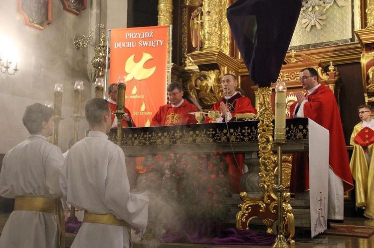 Bierzmowanie w nowosądeckiej bazylice, cz. II