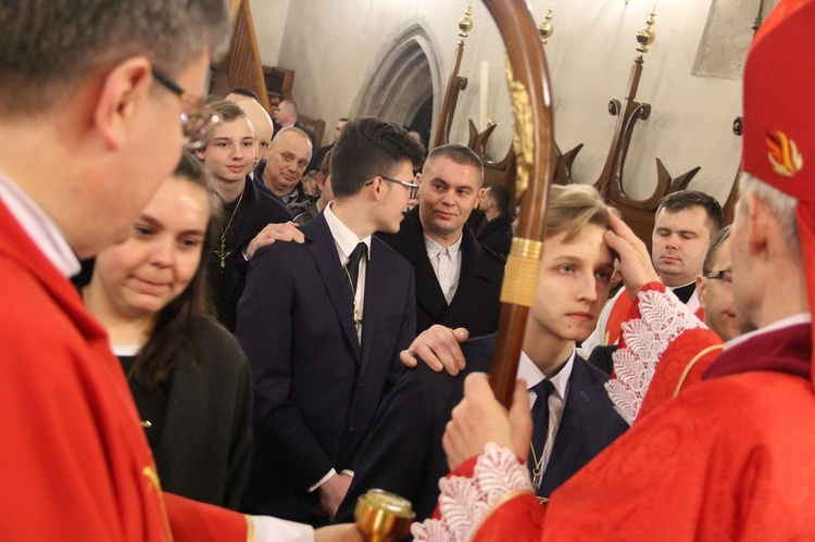 Bierzmowanie w nowosądeckiej bazylice, cz. II