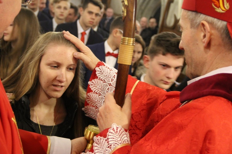 Bierzmowanie w nowosądeckiej bazylice, cz. II