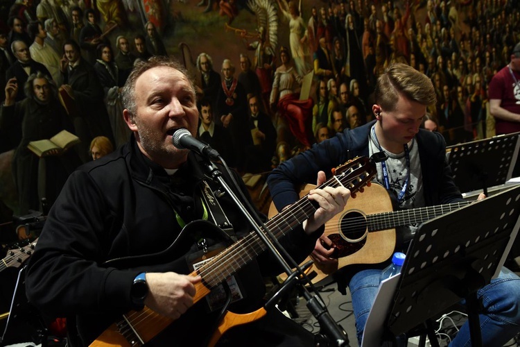 Pielgrzymka maturzystów - aula i bazylika