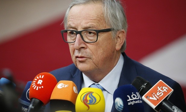 Juncker pozytywnie o propozycjach zmian ustaw sądowych