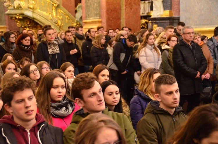 Maturzyści na Jasnej Górze 