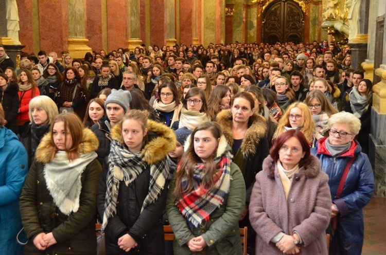 Maturzyści na Jasnej Górze 