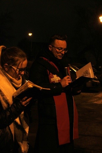 Droga Krzyżowa ulicami wrocławskich Kuźnik