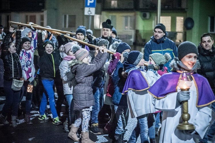 Droga Krzyżowa ulicami Bielawy