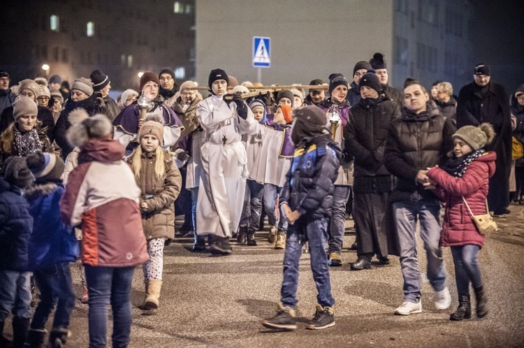 Droga Krzyżowa ulicami Bielawy