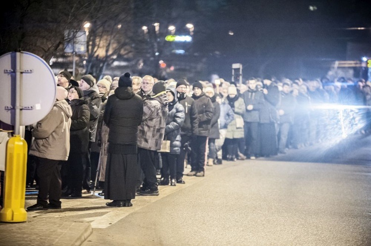 Droga Krzyżowa ulicami Bielawy