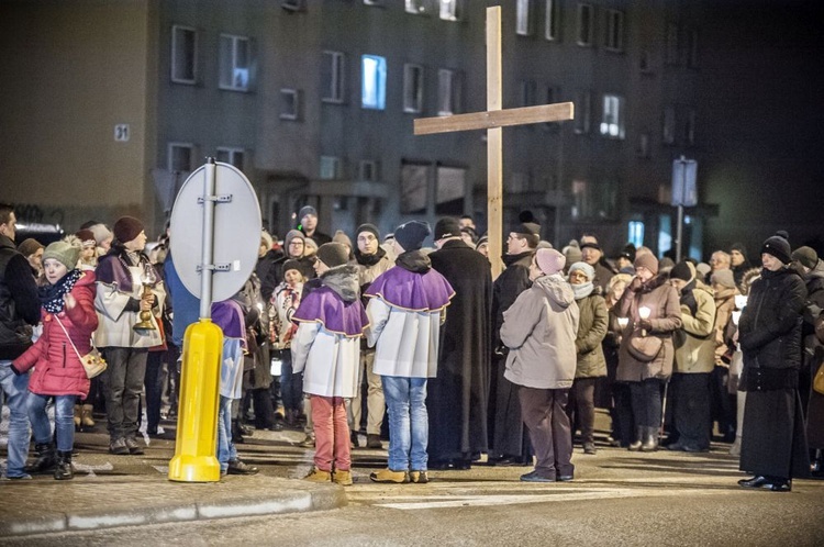 Droga Krzyżowa ulicami Bielawy