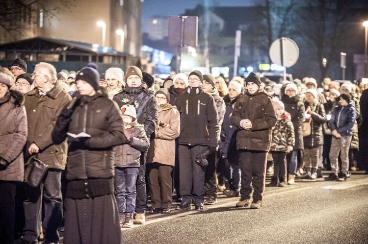 Droga Krzyżowa ulicami Bielawy