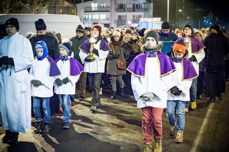 Droga Krzyżowa ulicami Bielawy