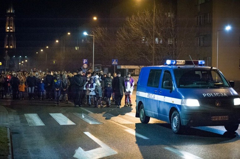 Droga Krzyżowa ulicami Bielawy
