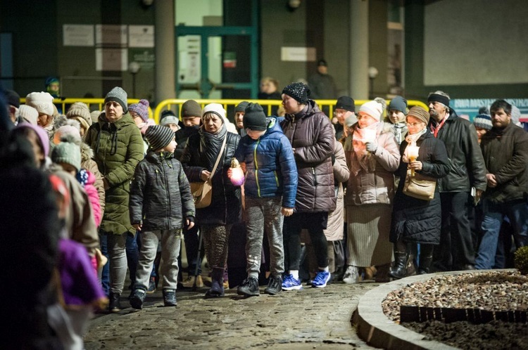 Droga Krzyżowa ulicami Bielawy