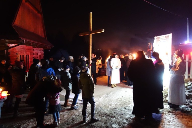 Droga Krzyżowa ulicami Poronina