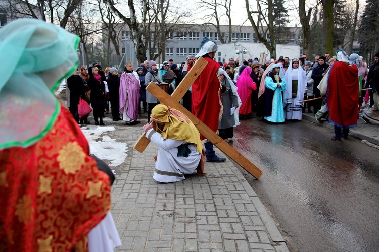 Droga Krzyżowa w "Misericordii"