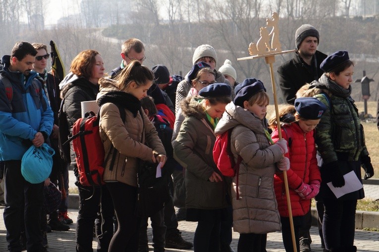 Skauci Europy na drodze krzyżowej i w sanktuarium św. Jana Pawła II