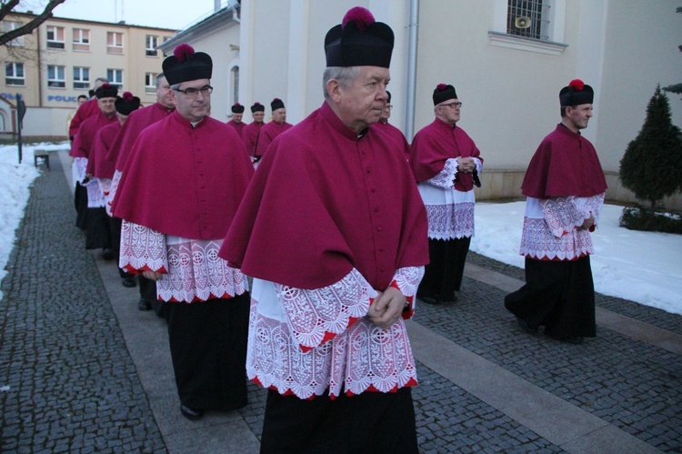 Instalacja nowych kanoników w Mielcu